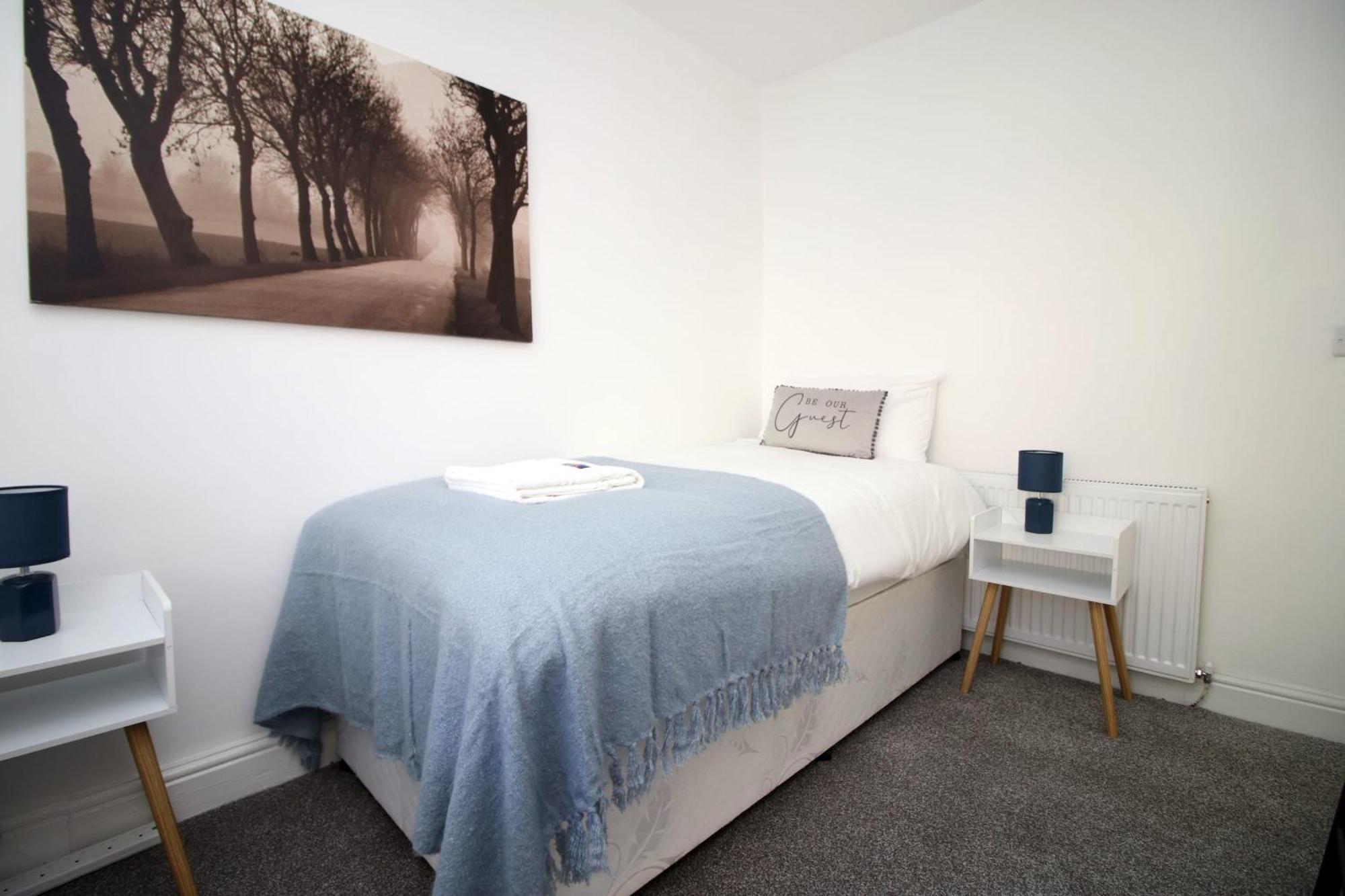 Very Special Home In Rhondda Valley Herbert House By Staystaycations Treorky Екстериор снимка