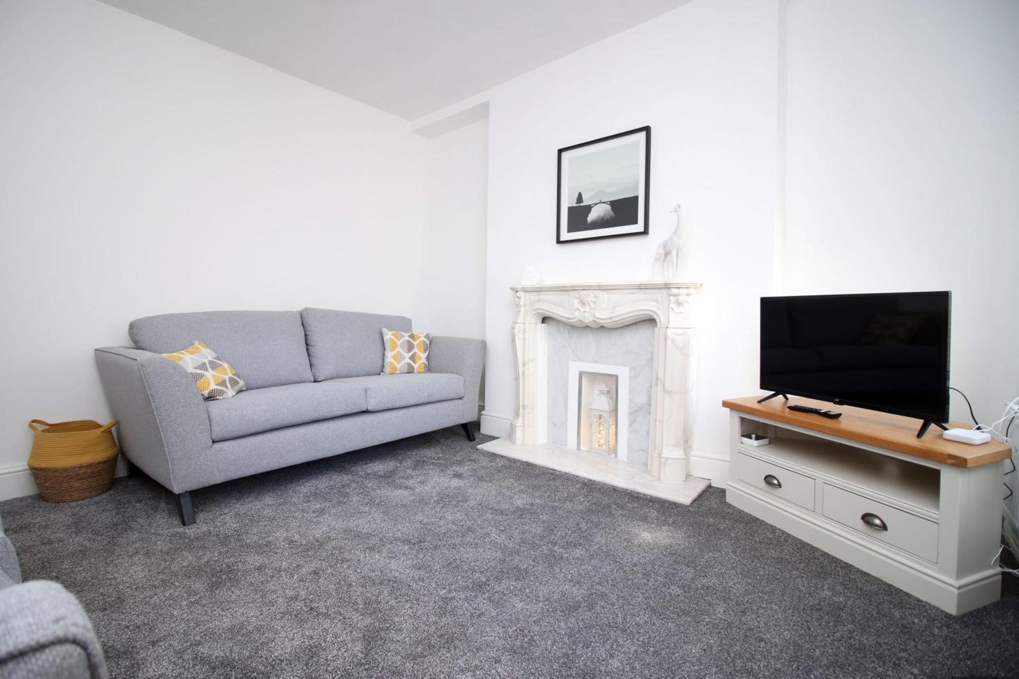 Very Special Home In Rhondda Valley Herbert House By Staystaycations Treorky Екстериор снимка